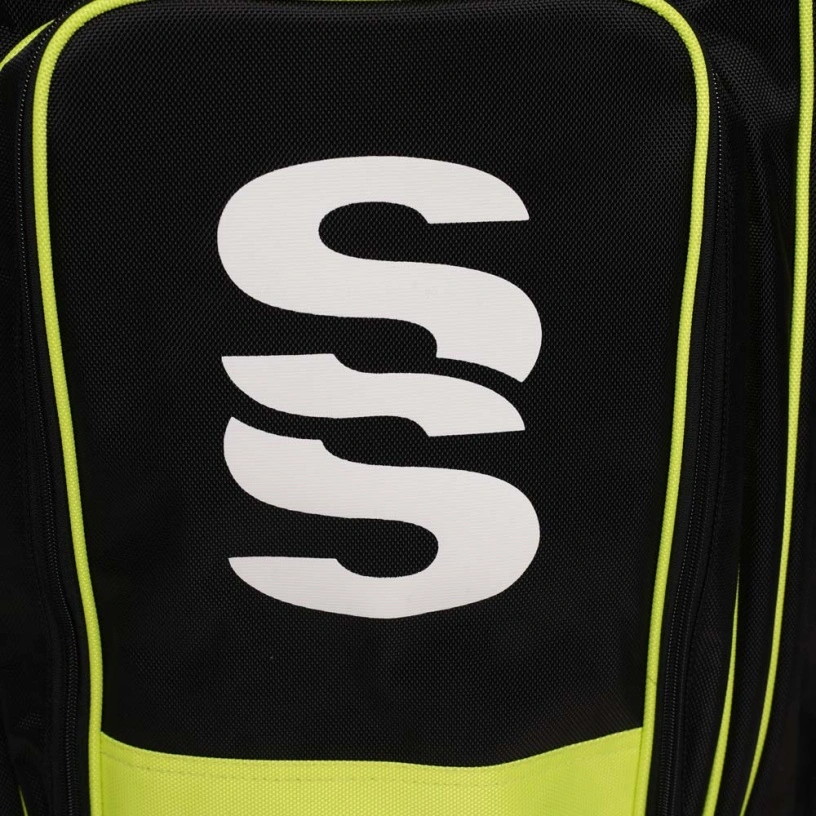 Signature Black / Green Junior Bag